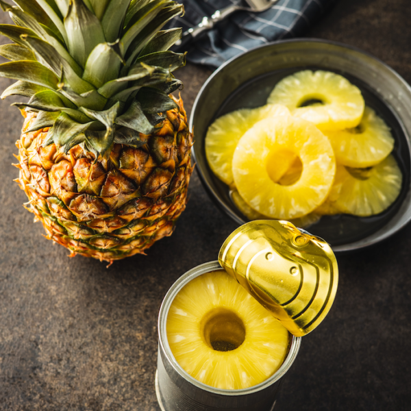 Owoce w puszce - Ananas